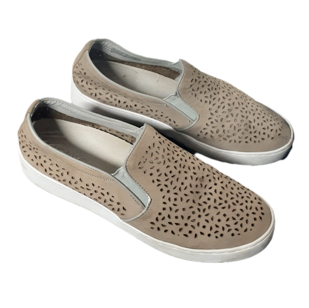 Vionic Perforated Flats